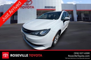 2021 Chrysler Voyager LXI