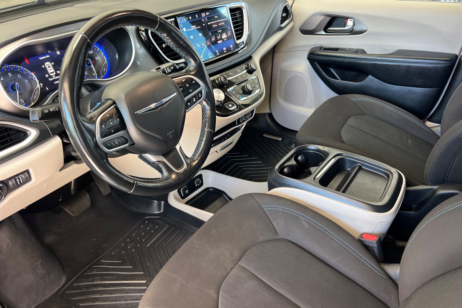 2021 Chrysler Pacifica Touring