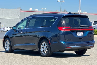 2021 Chrysler Pacifica Touring