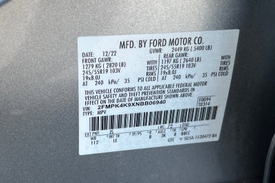 2022 Ford Edge Titanium