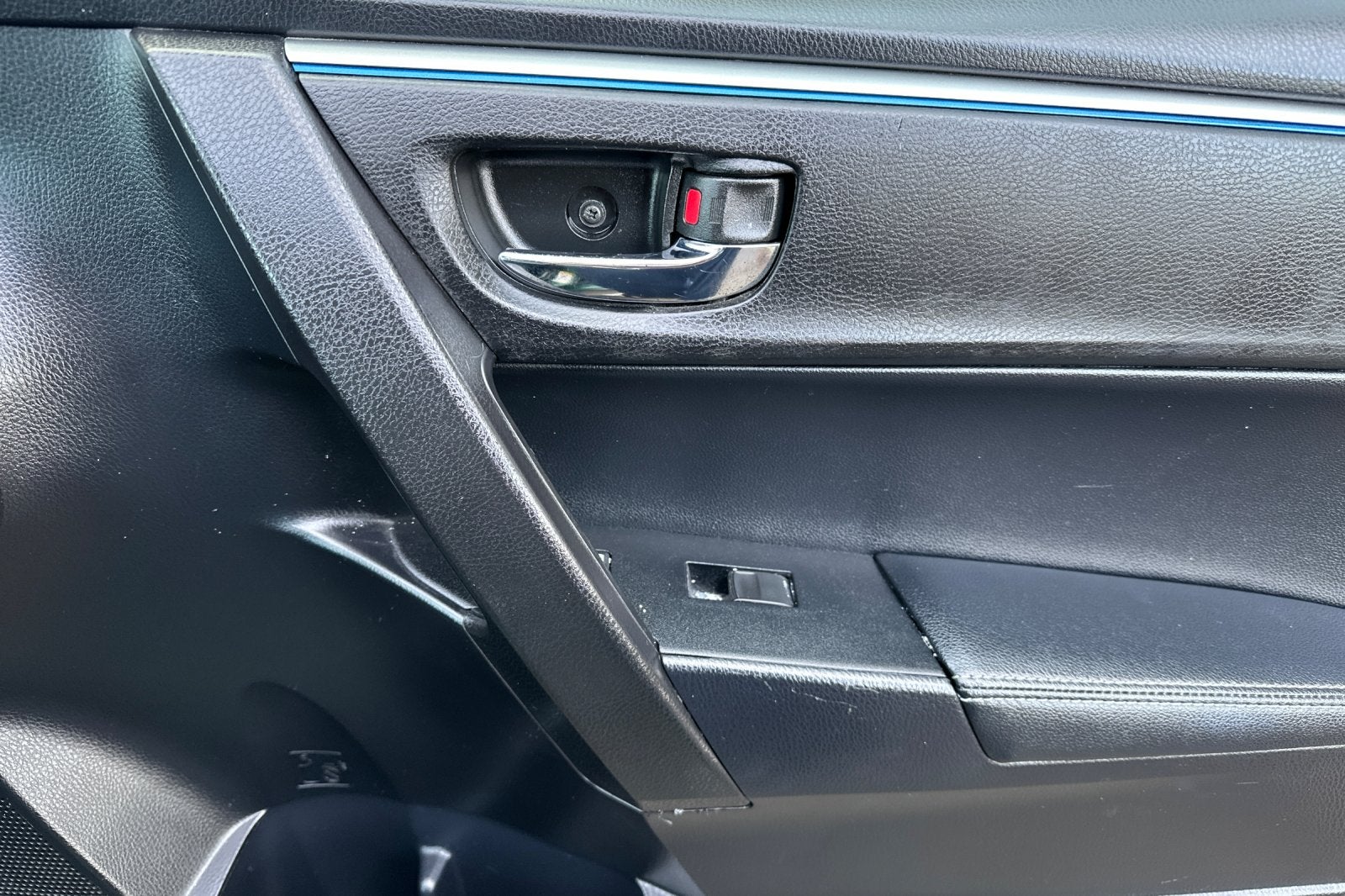 2016 Toyota Corolla LE Premium