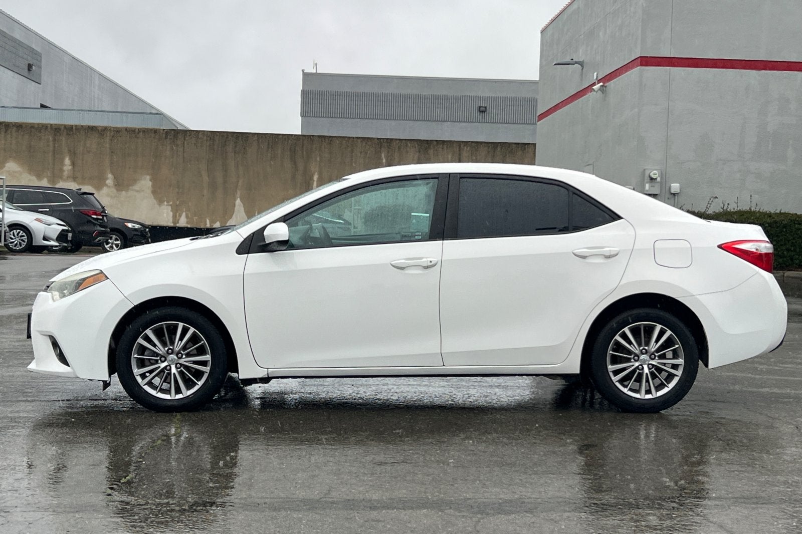 2015 Toyota Corolla LE Plus