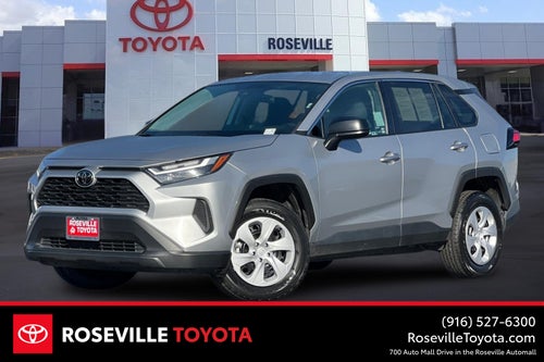2024 Toyota RAV4 LE