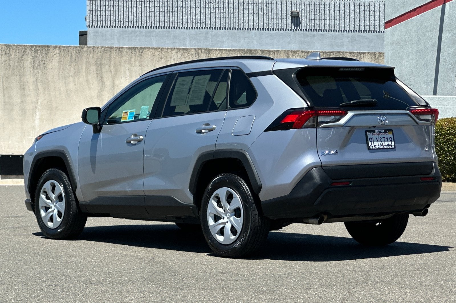 2019 Toyota RAV4 LE