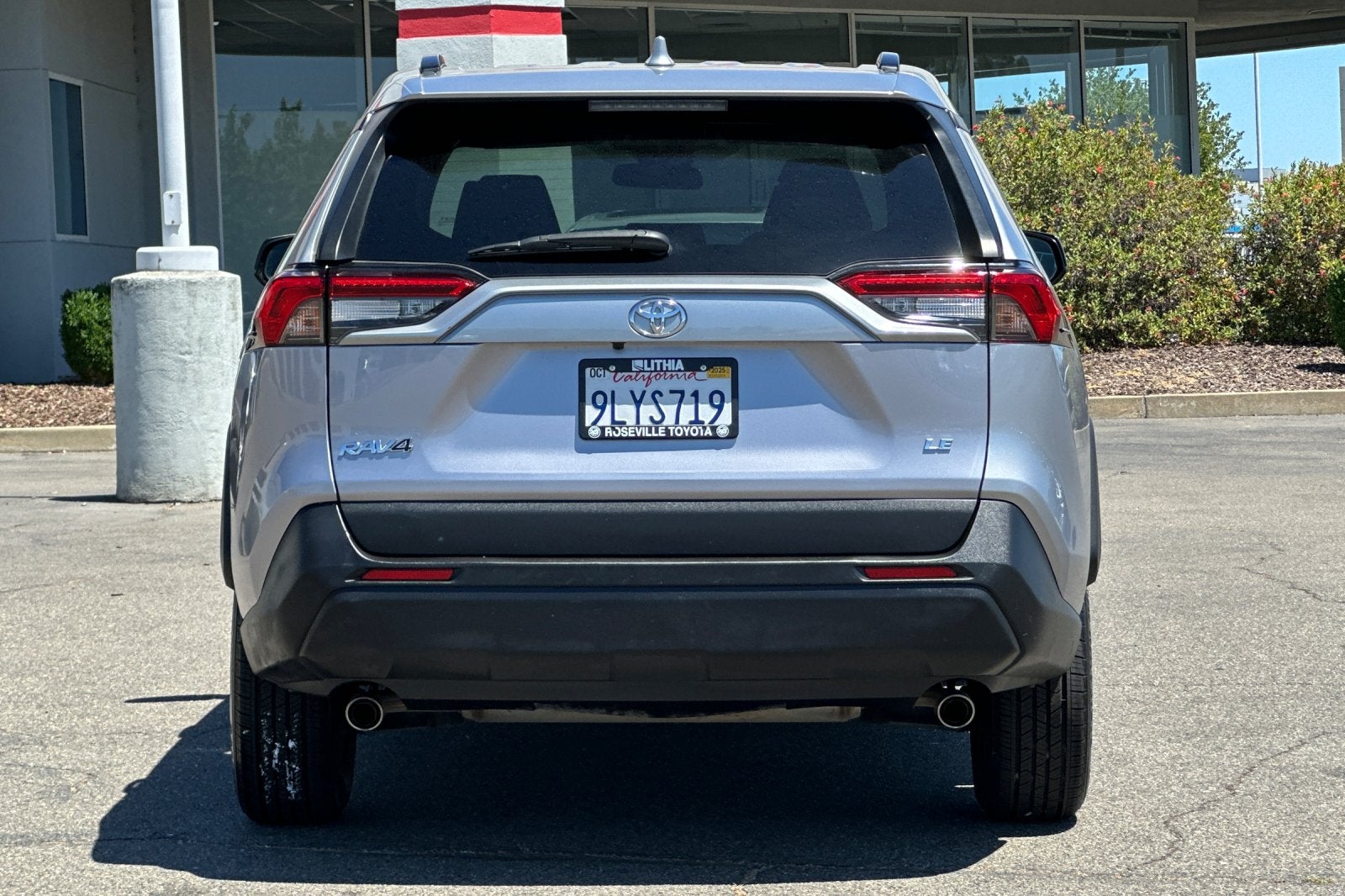 2019 Toyota RAV4 LE