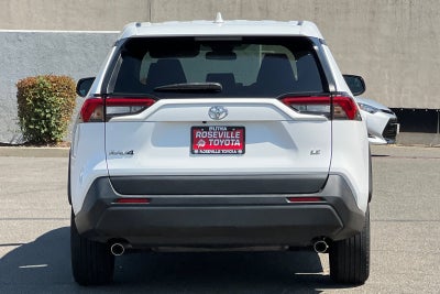2022 Toyota RAV4 LE