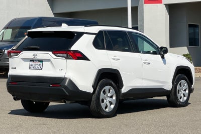 2021 Toyota RAV4 LE