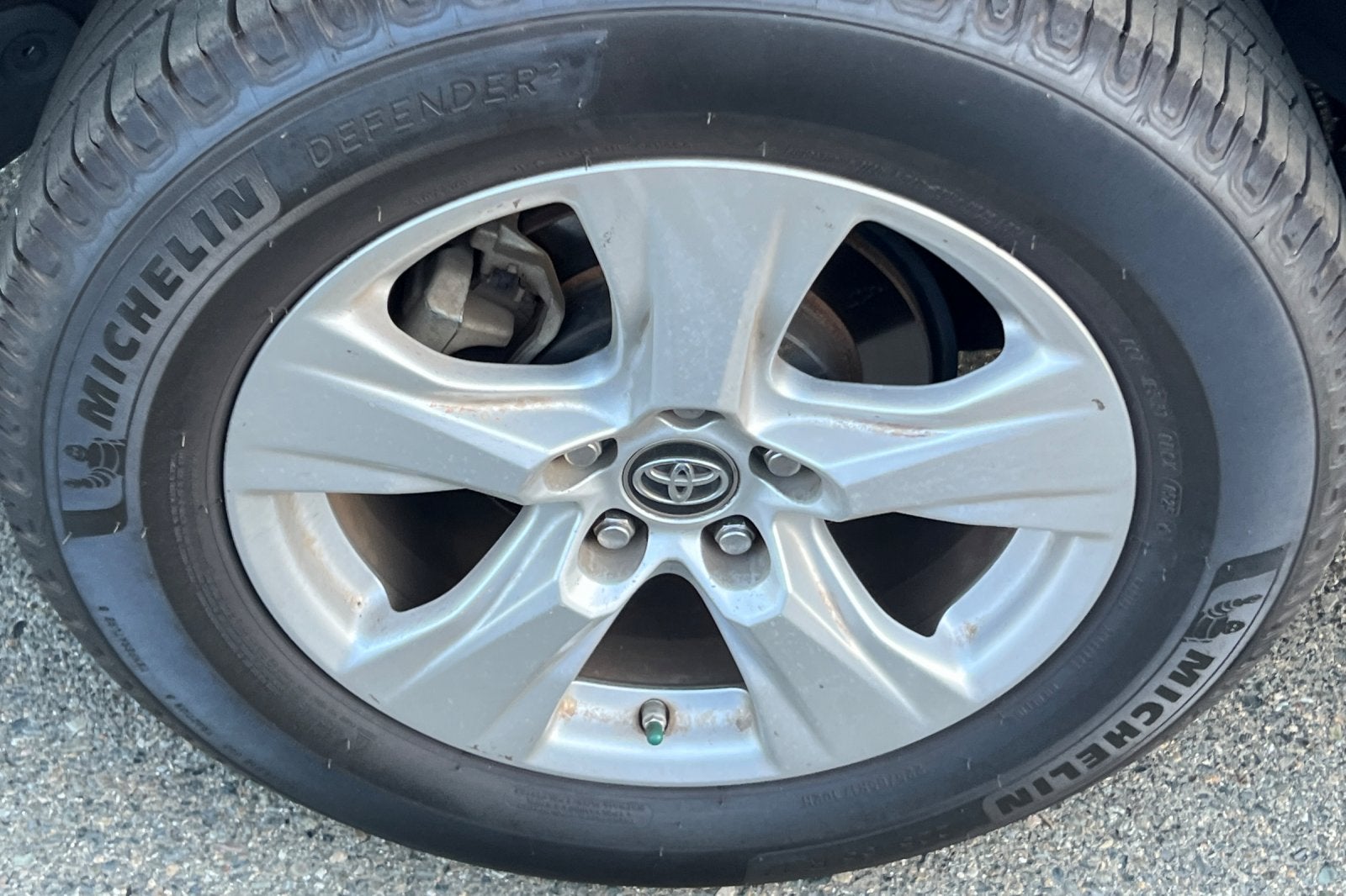 2020 Toyota RAV4 Hybrid LE