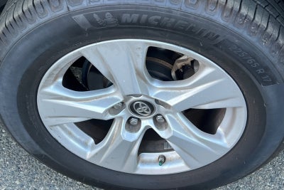 2020 Toyota RAV4 Hybrid LE