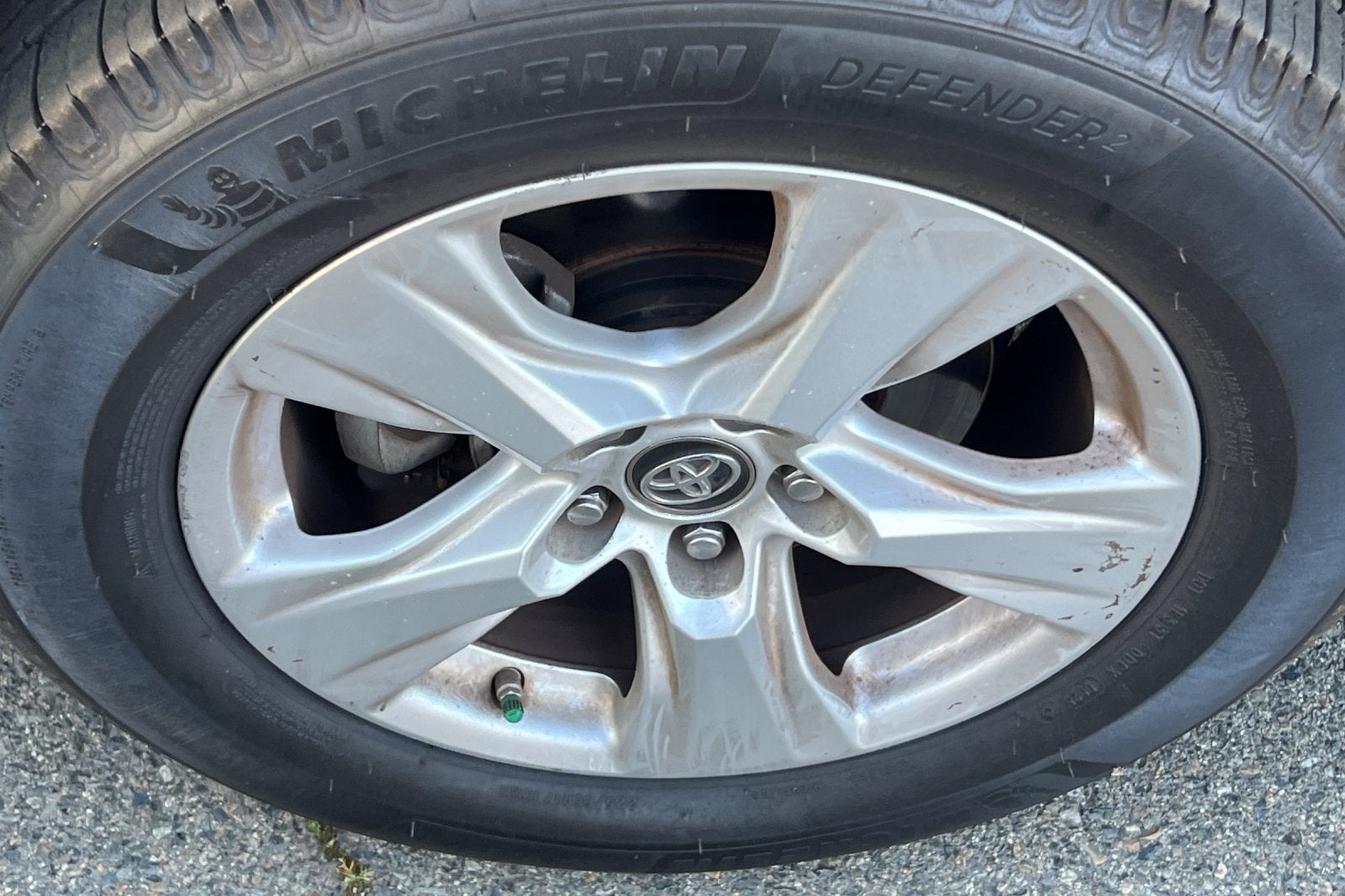 2020 Toyota RAV4 Hybrid LE