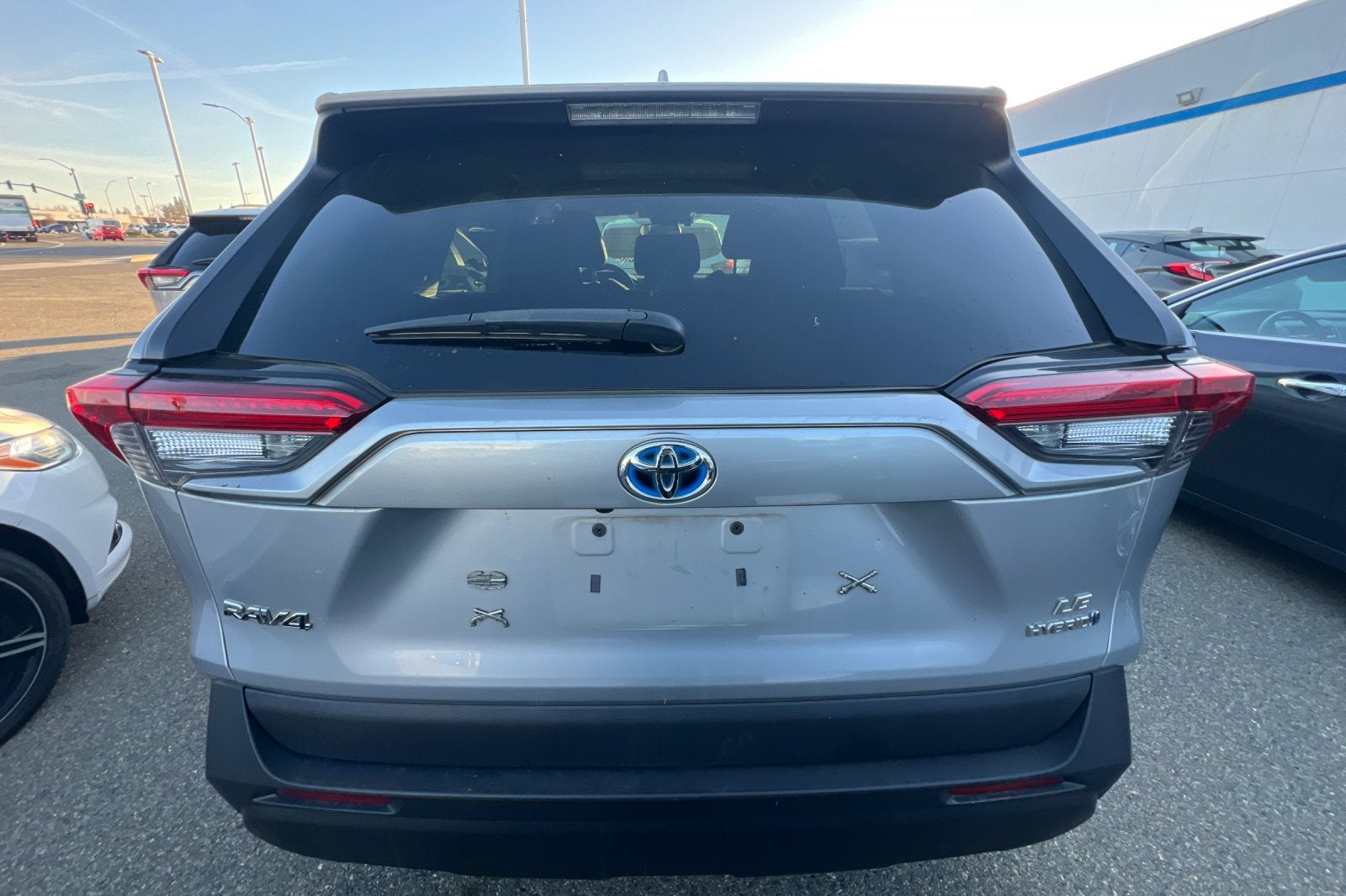 2020 Toyota RAV4 Hybrid LE