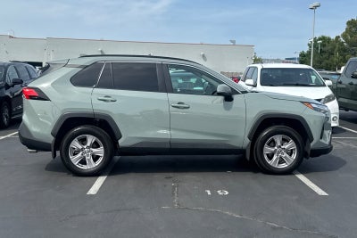 2023 Toyota RAV4 XLE