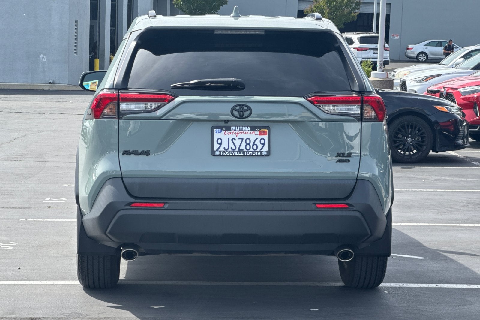 2023 Toyota RAV4 XLE