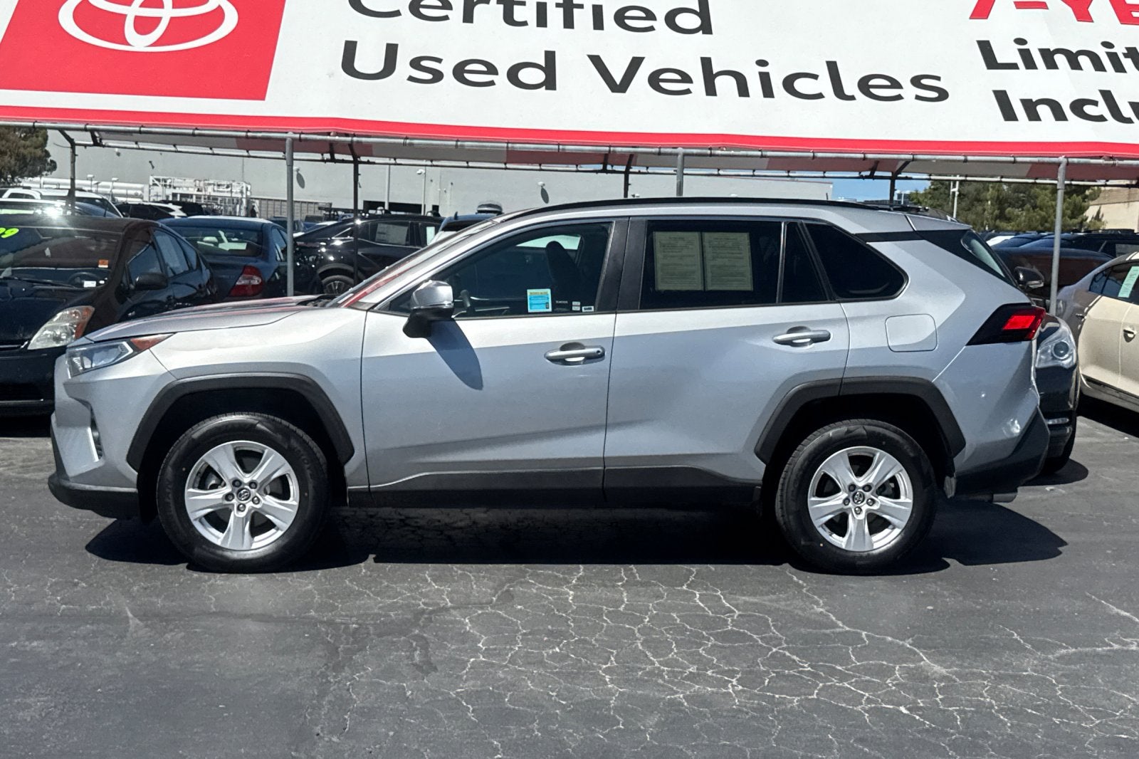 2021 Toyota RAV4 XLE