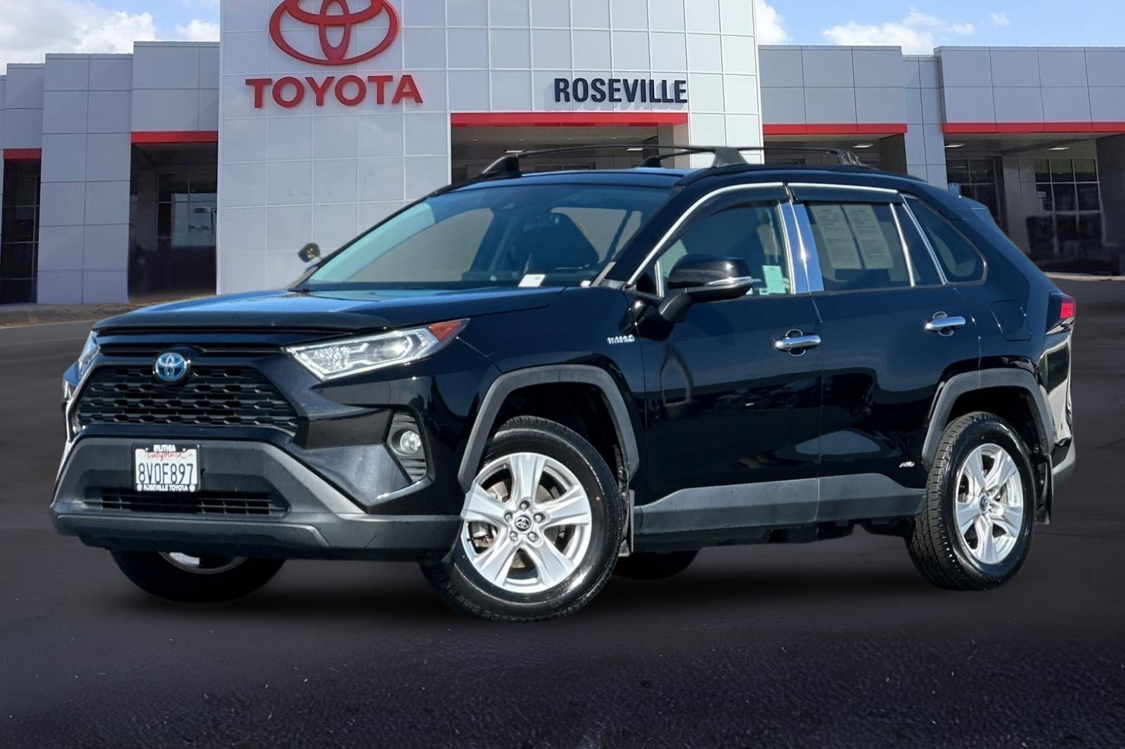 2021 Toyota RAV4 Hybrid XLE