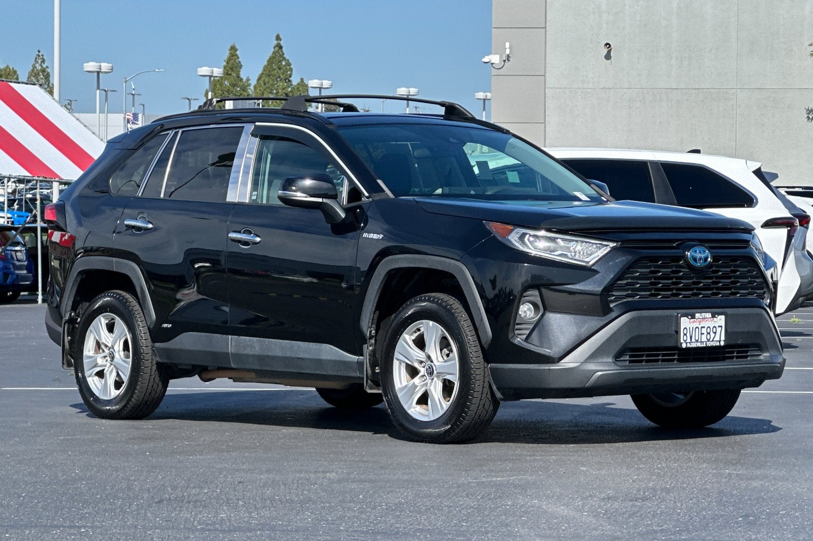 2021 Toyota RAV4 Hybrid XLE