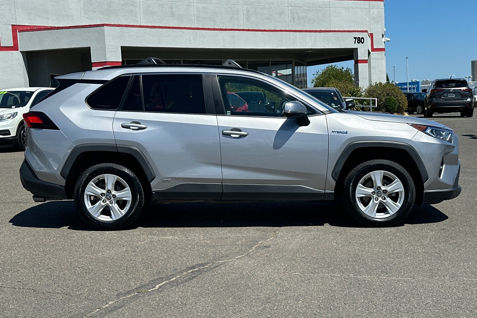 2021 Toyota RAV4 Hybrid XLE