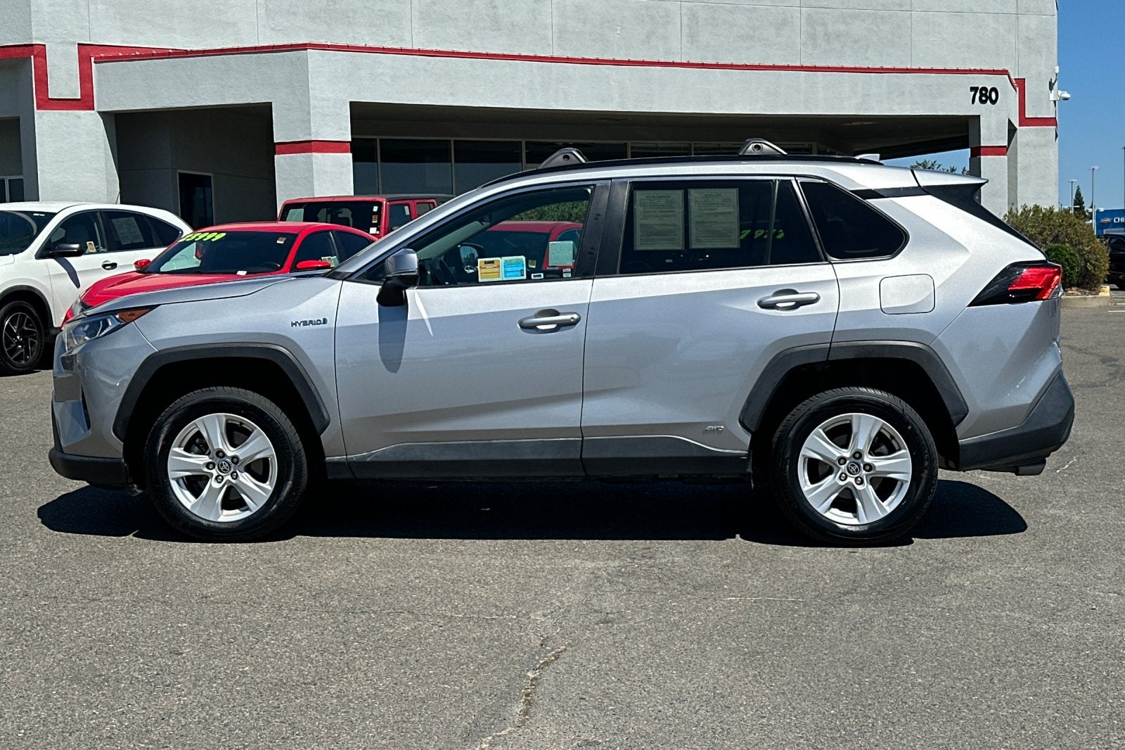 2021 Toyota RAV4 Hybrid XLE