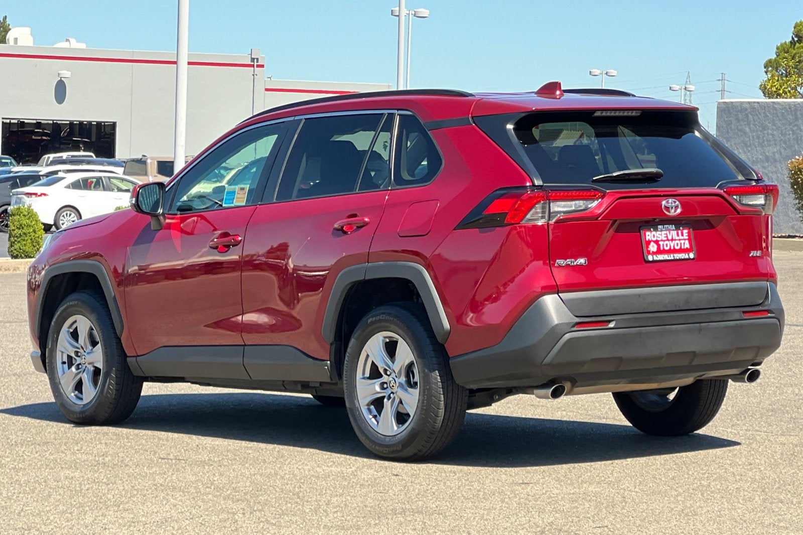 2023 Toyota RAV4 XLE