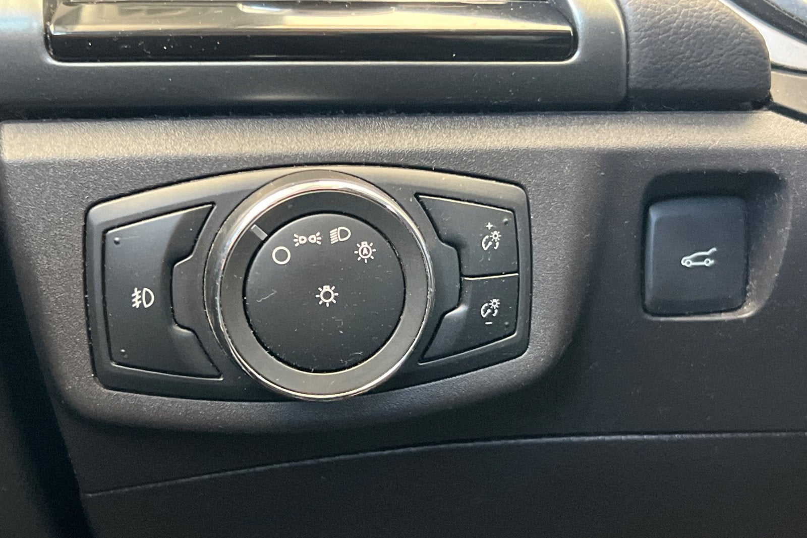 2015 Ford Fusion Hybrid SE Hybrid