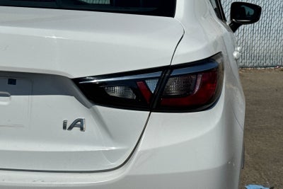 2018 Toyota Yaris iA Base