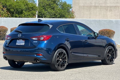 2018 Mazda Mazda3 5-Door Touring