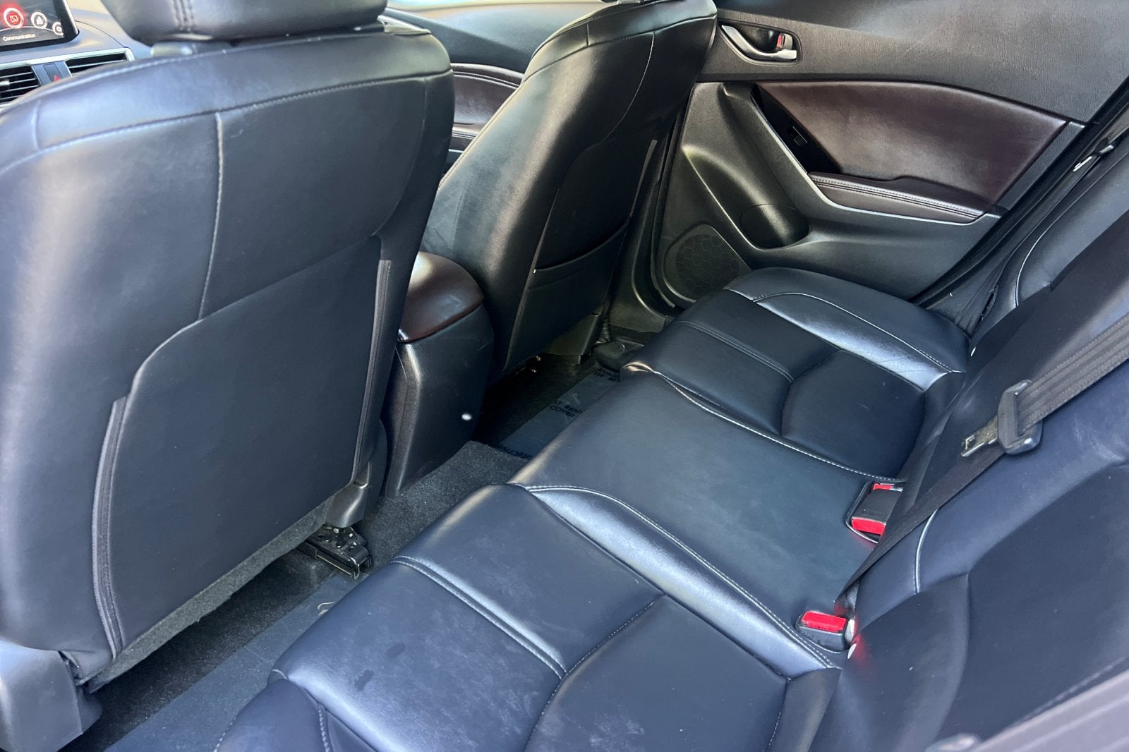 2018 Mazda Mazda3 5-Door Touring