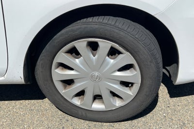 2016 Nissan Versa SV