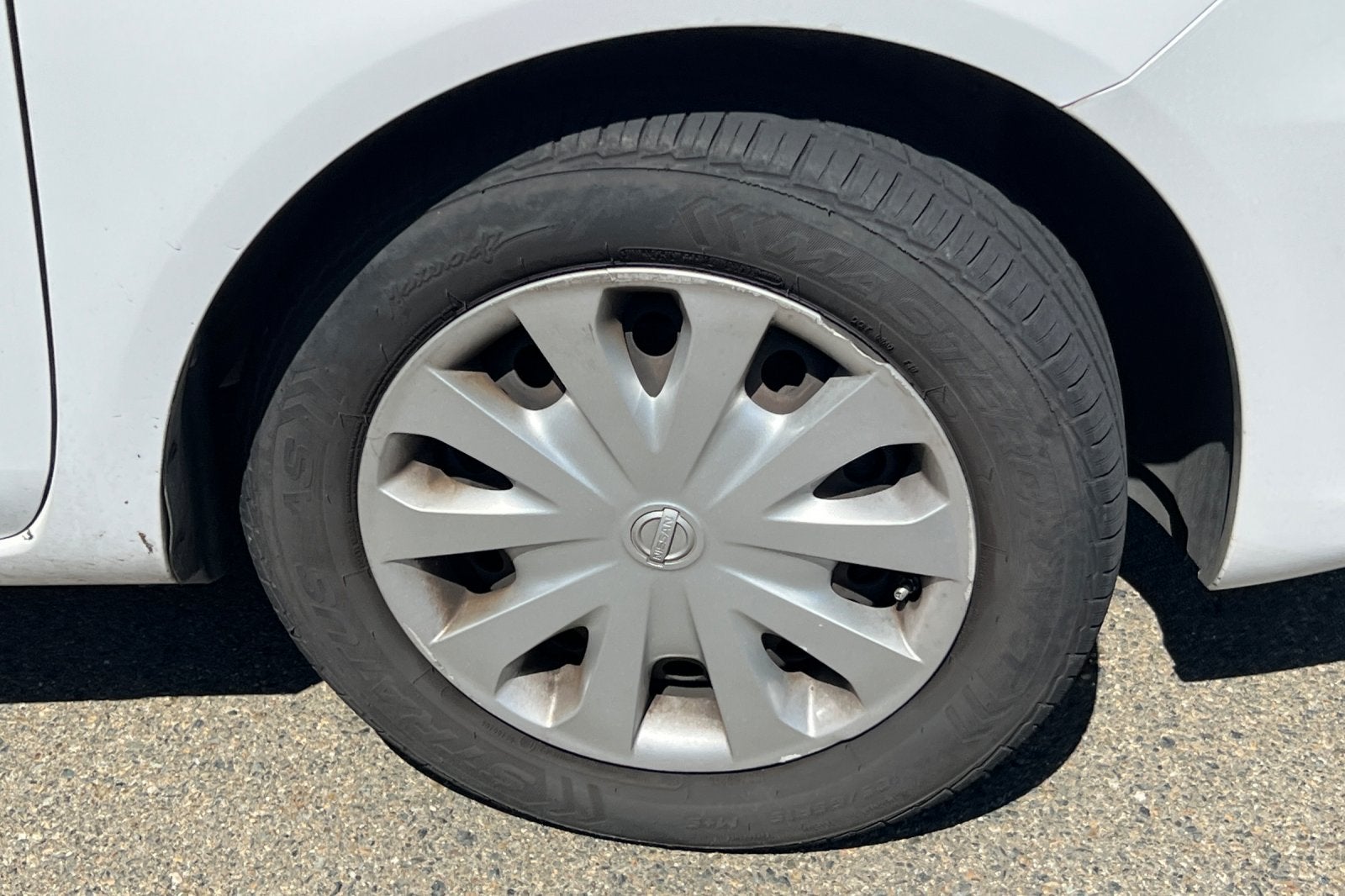 2016 Nissan Versa SV