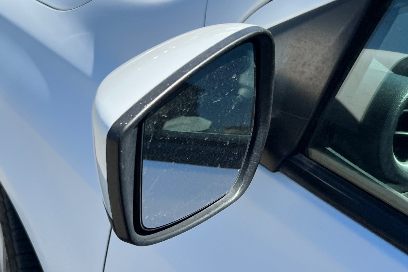 2016 Nissan Versa SV