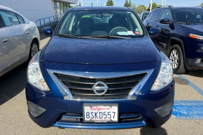 2018 Nissan Versa SV