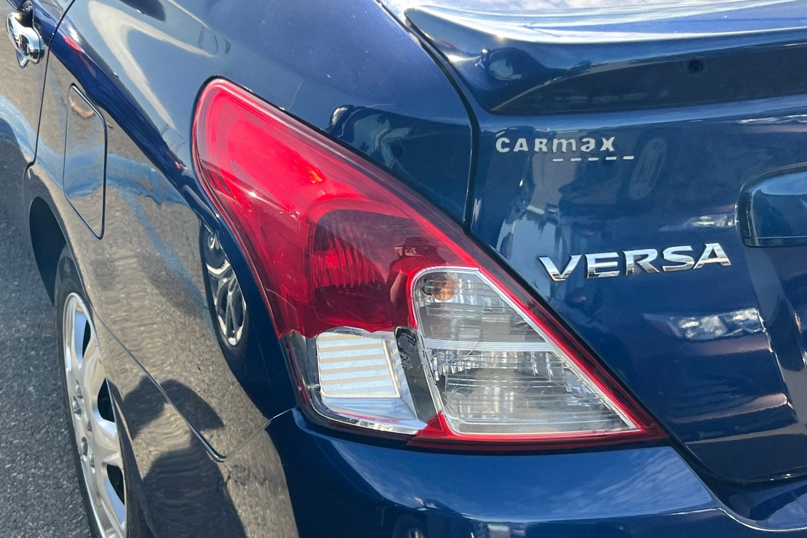 2018 Nissan Versa SV