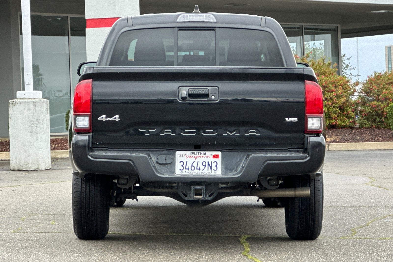 2022 Toyota Tacoma SR