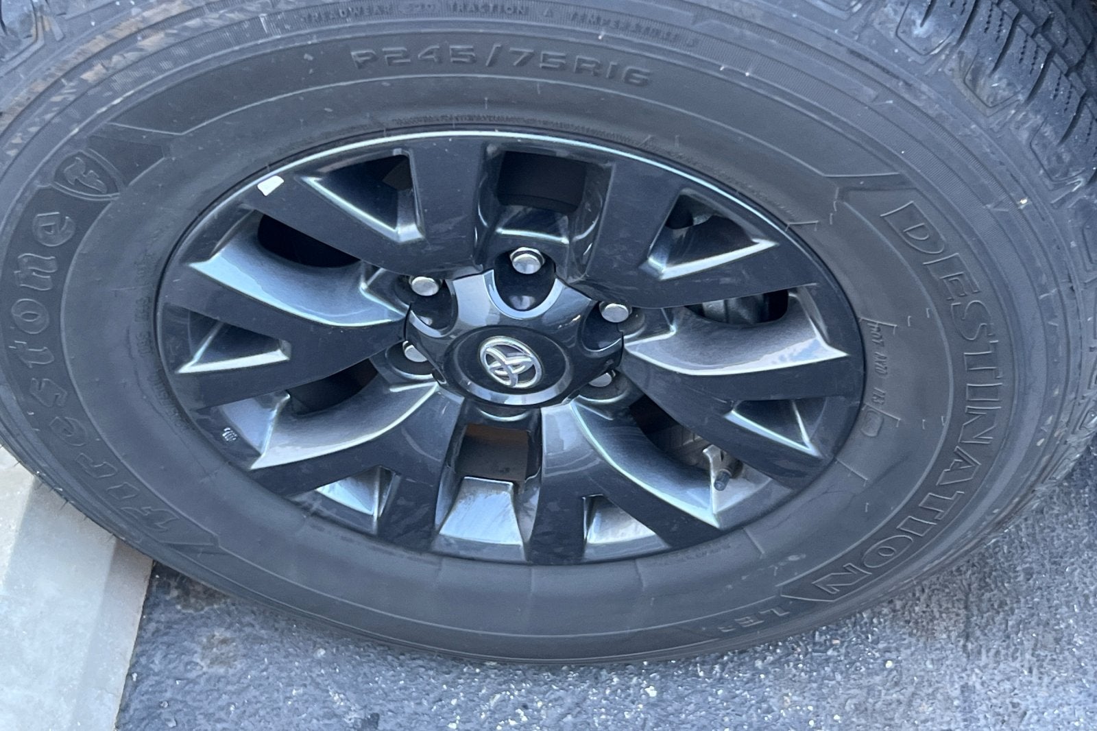 2023 Toyota Tacoma SR5