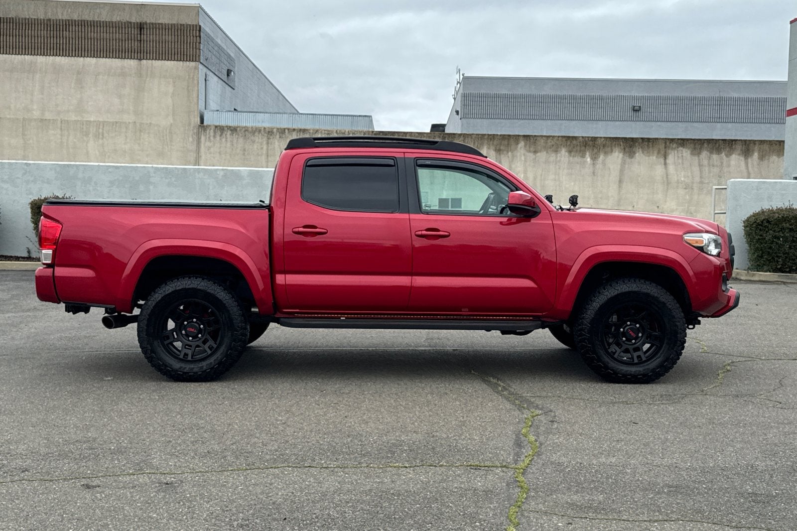 2016 Toyota Tacoma SR5