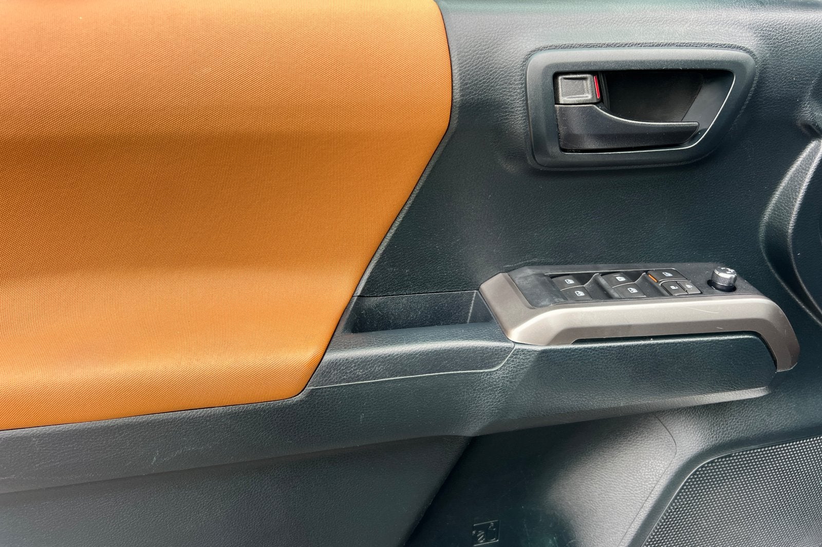 2016 Toyota Tacoma SR5