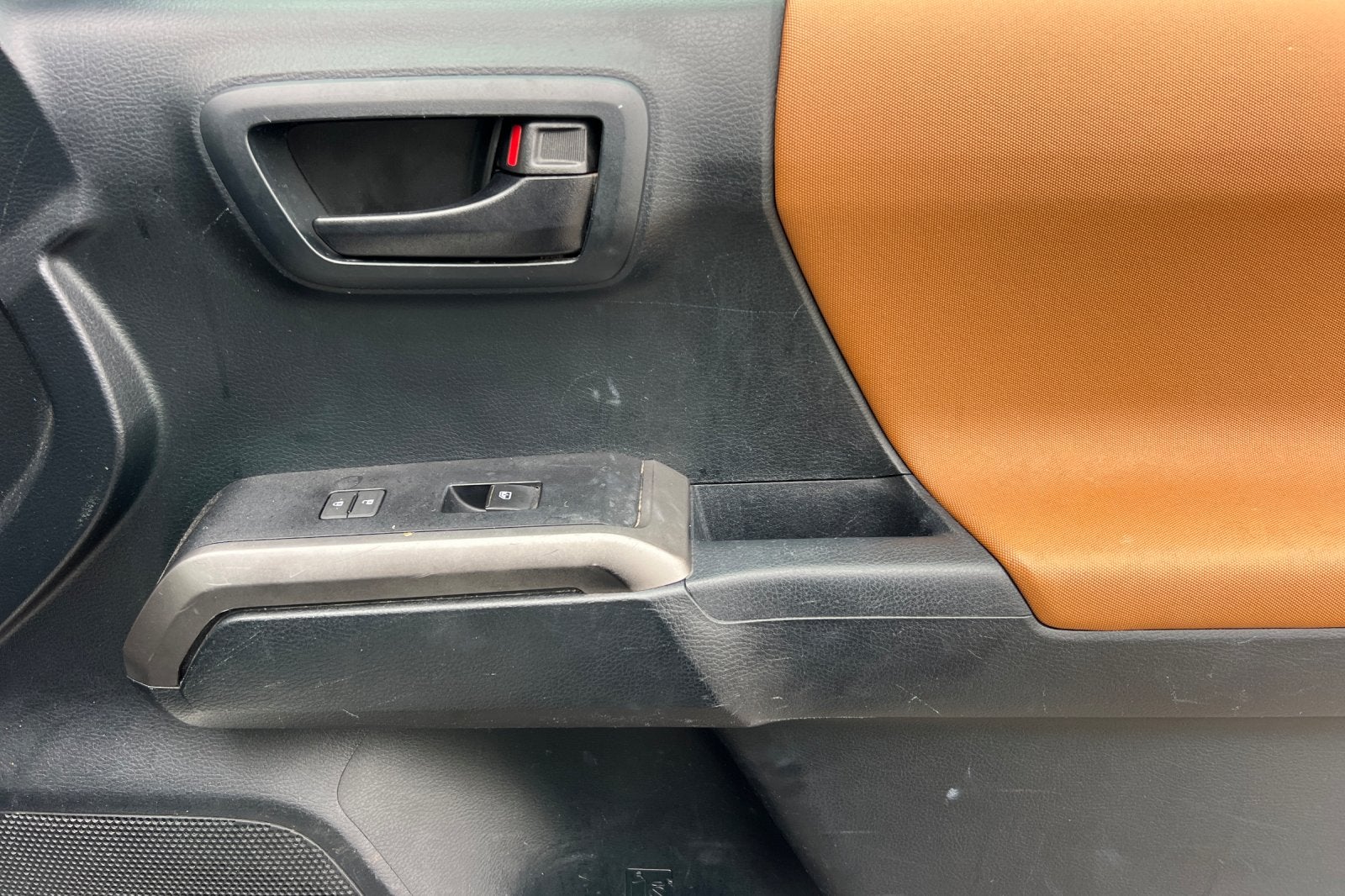 2016 Toyota Tacoma SR5