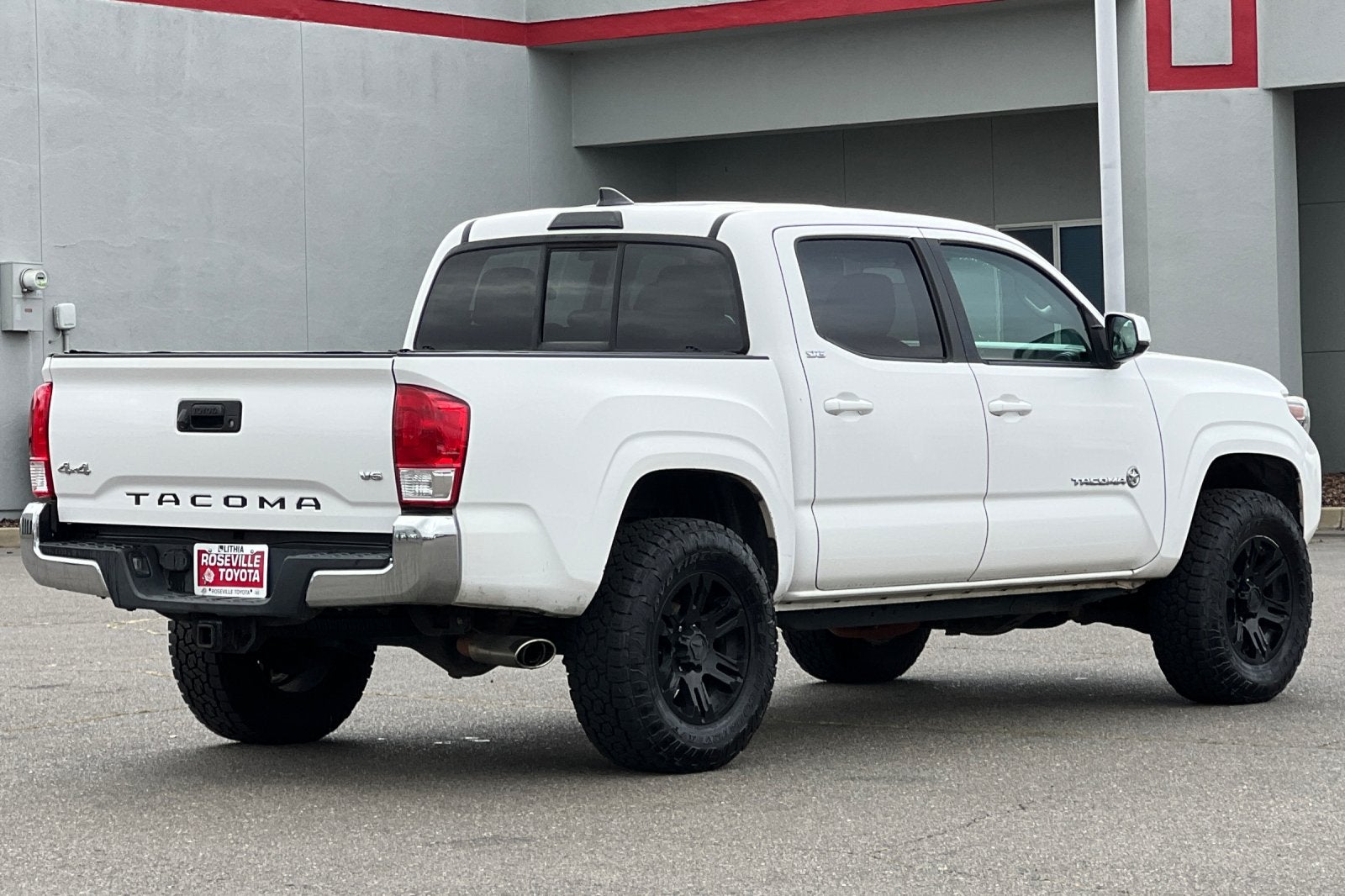 2016 Toyota Tacoma SR5