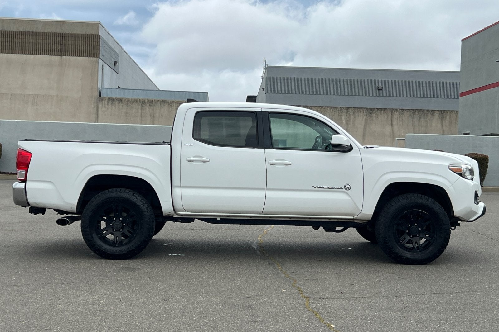 2016 Toyota Tacoma SR5