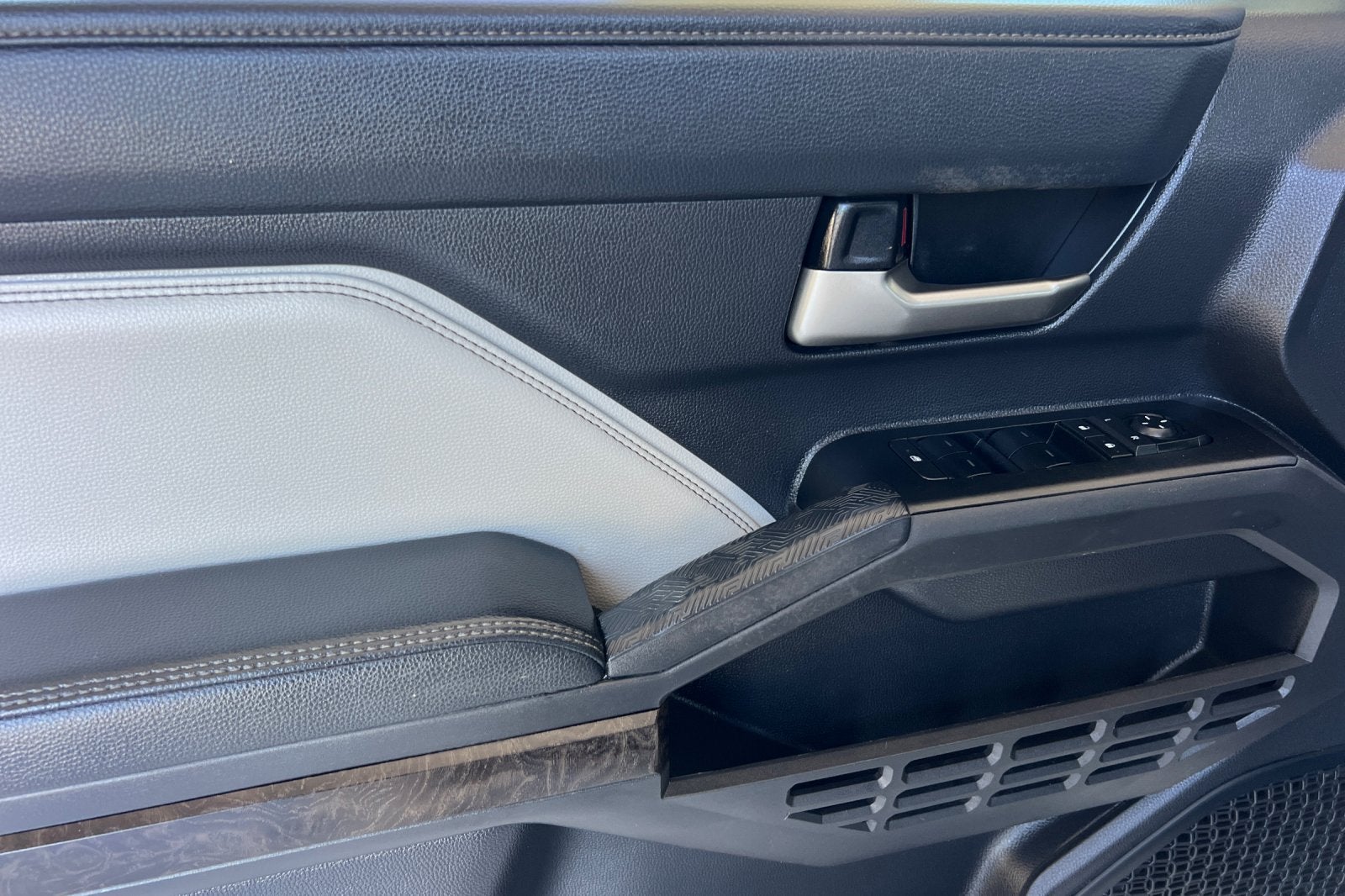 2024 Toyota Tacoma Limited Hybrid