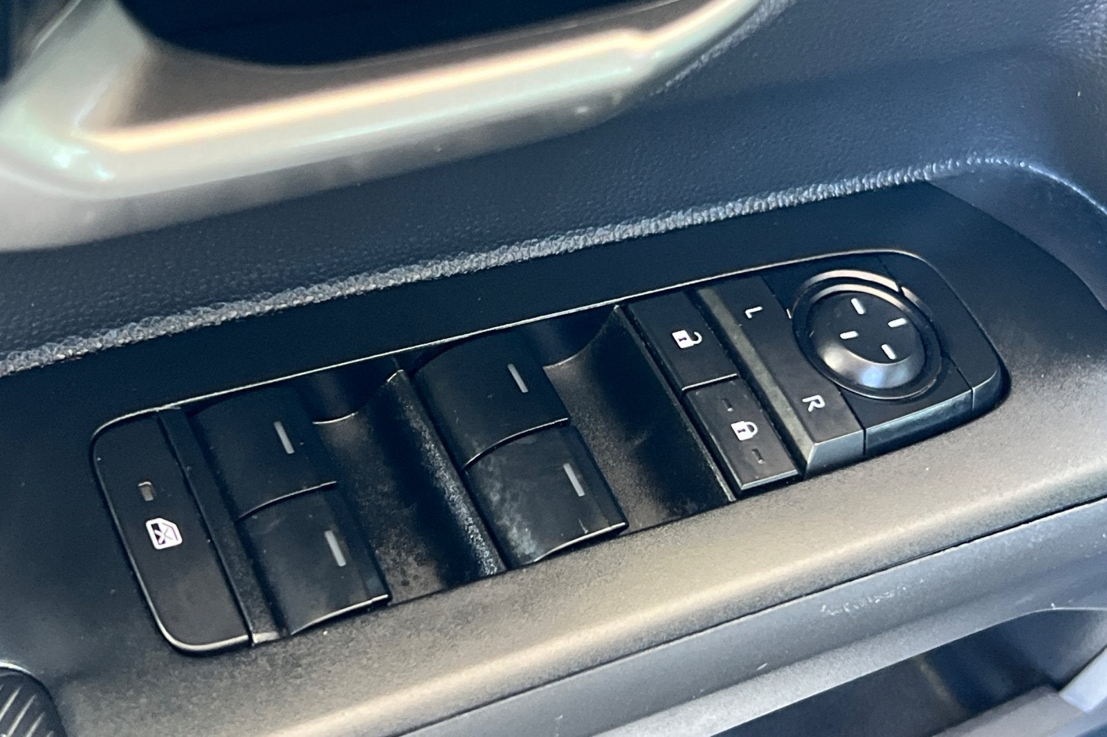 2024 Toyota Tacoma Limited Hybrid