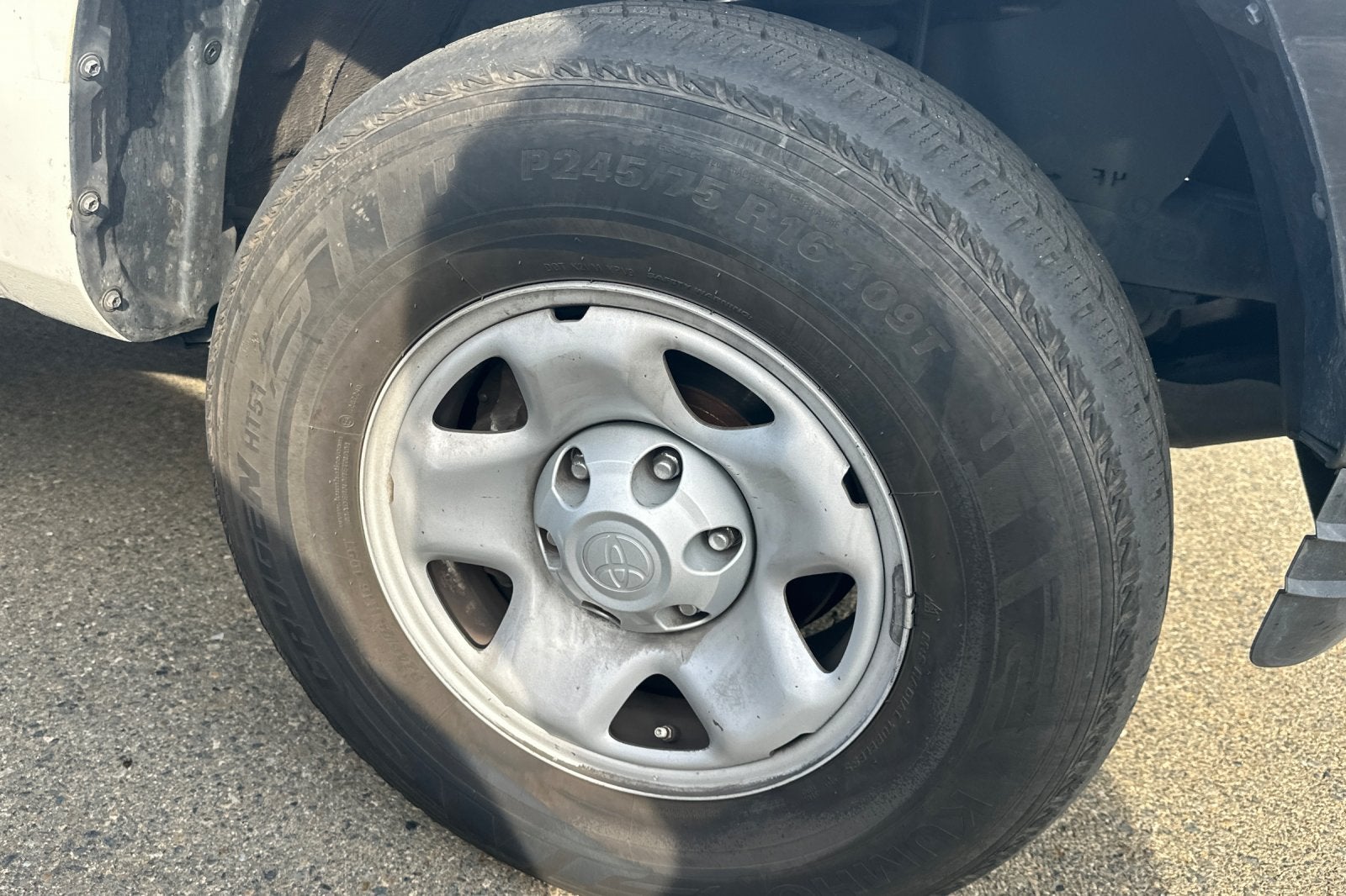 2022 Toyota Tacoma SR