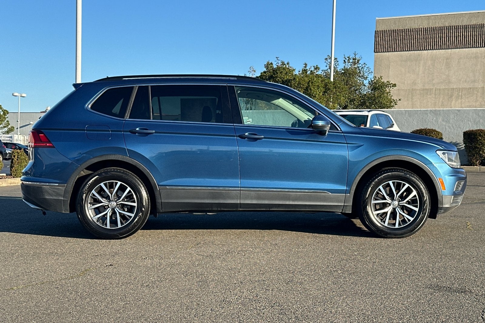 2018 Volkswagen Tiguan SE