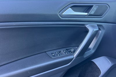 2021 Volkswagen Tiguan SE R-Line Black