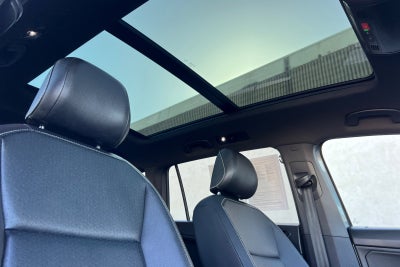 2021 Volkswagen Tiguan SE R-Line Black