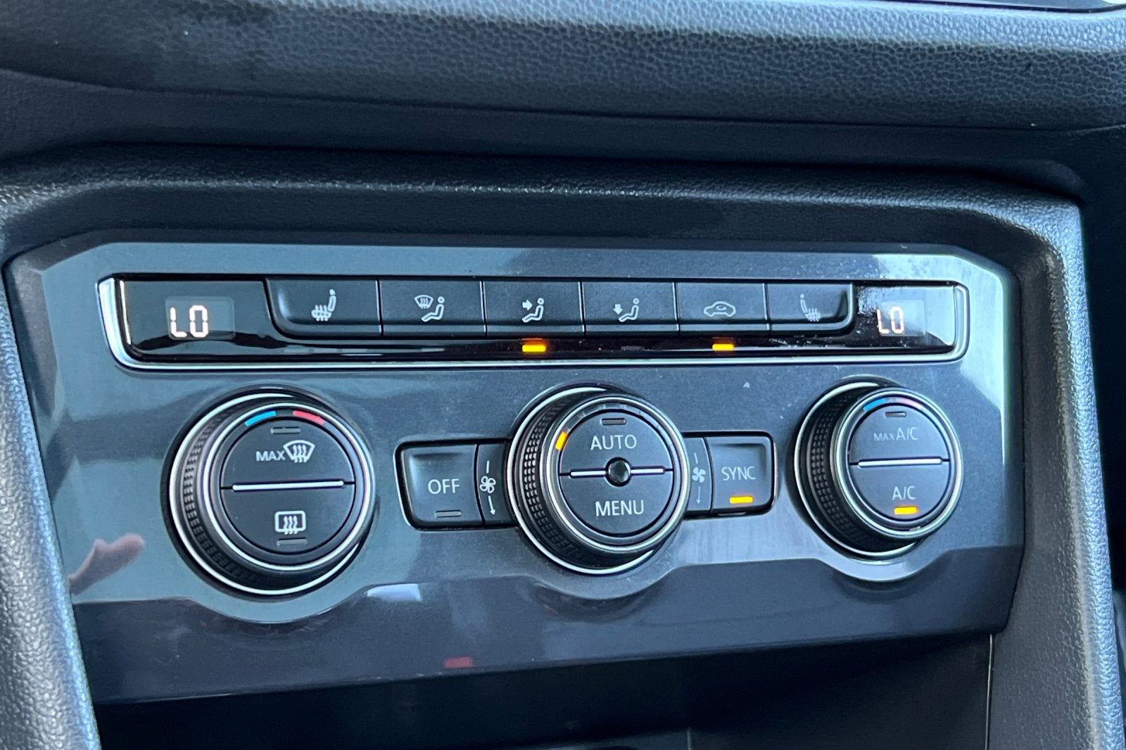 2021 Volkswagen Tiguan SE R-Line Black