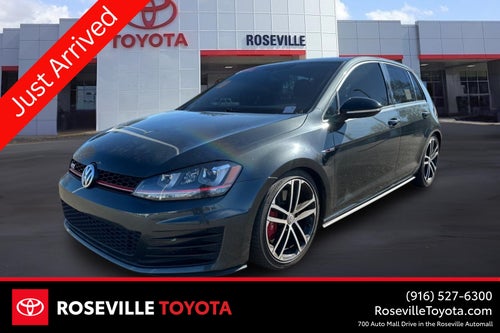 2017 Volkswagen Golf GTI Sport