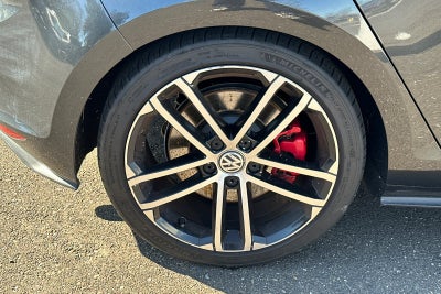 2017 Volkswagen Golf GTI Sport