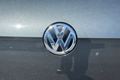 2017 Volkswagen Golf GTI Sport