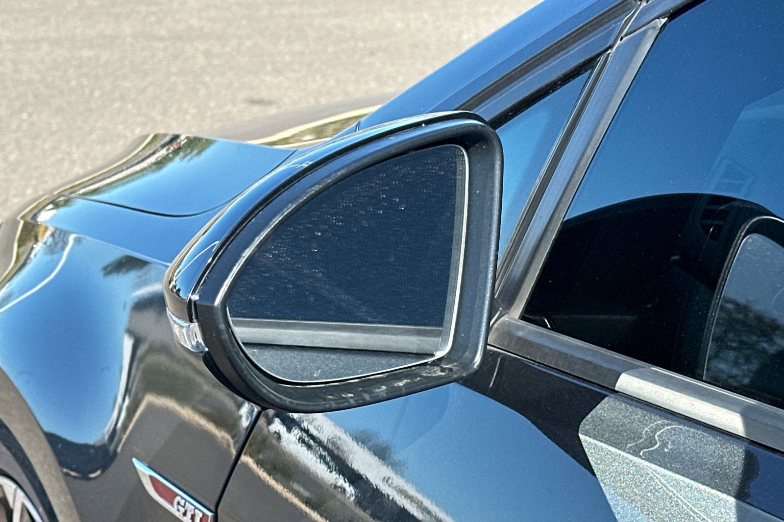 2017 Volkswagen Golf GTI Sport